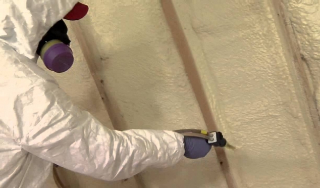 Утепление остекленных лоджий и балконов комплектом Touch'n Seal Foam Kit